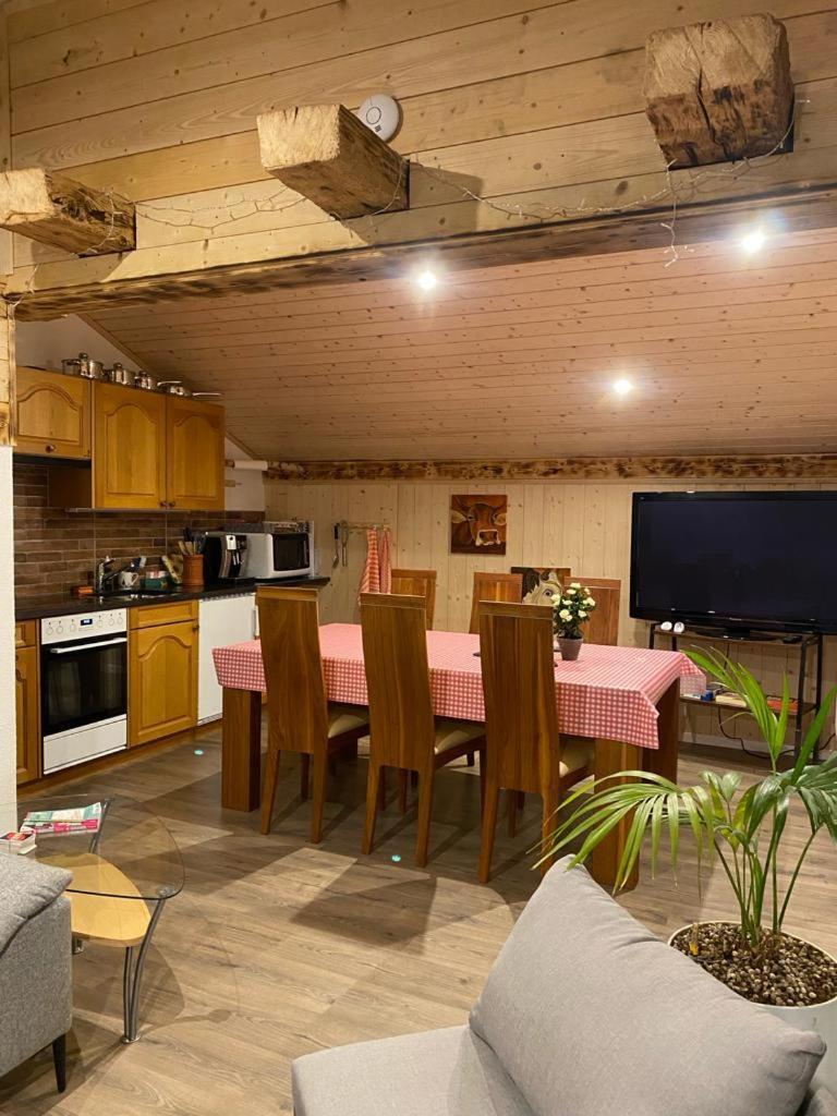 Chalet Baergstaeger Лаутербрунен Екстериор снимка